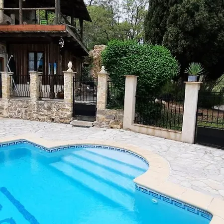 Old Trainhouse With Big Pool